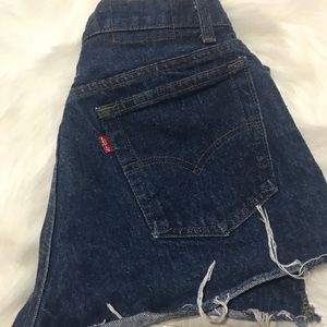 Levi’s High Wasted Shorts